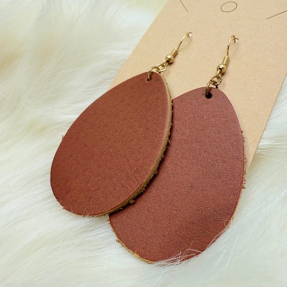 Lightweight‎ Leather Teardrop Earrings in Chestnut - Picture 2 of 4